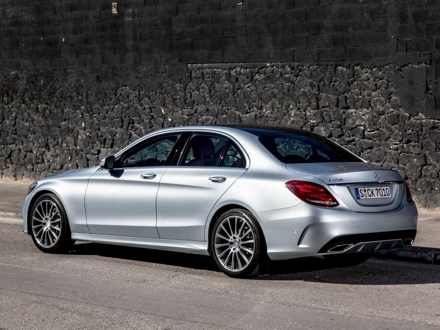  Mercedes-Benz C250 AMG Line 2014 года  (фото 29 из 47)